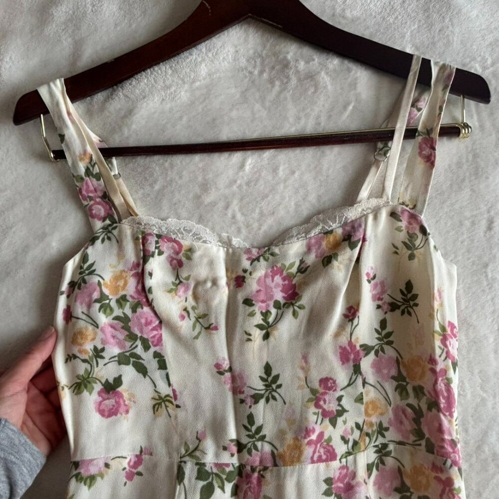 Reformation White Pink Floral Maxi Dress with Lace Details Size 0 (XS) - Picture 8 of 9